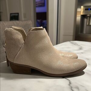 Women's Cream Ankle Boots